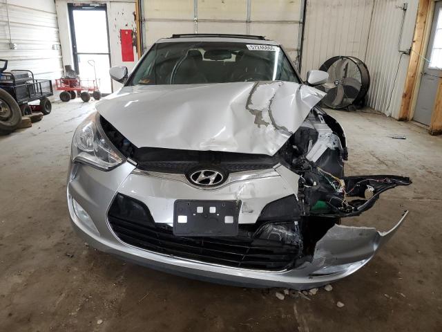  HYUNDAI VELOSTER 2013 Сріблястий