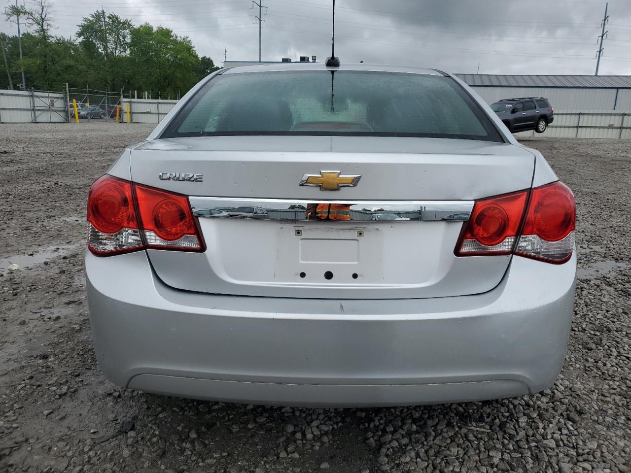1G1PC5SH2G7216755 CHEVROLET CRUZE 2016