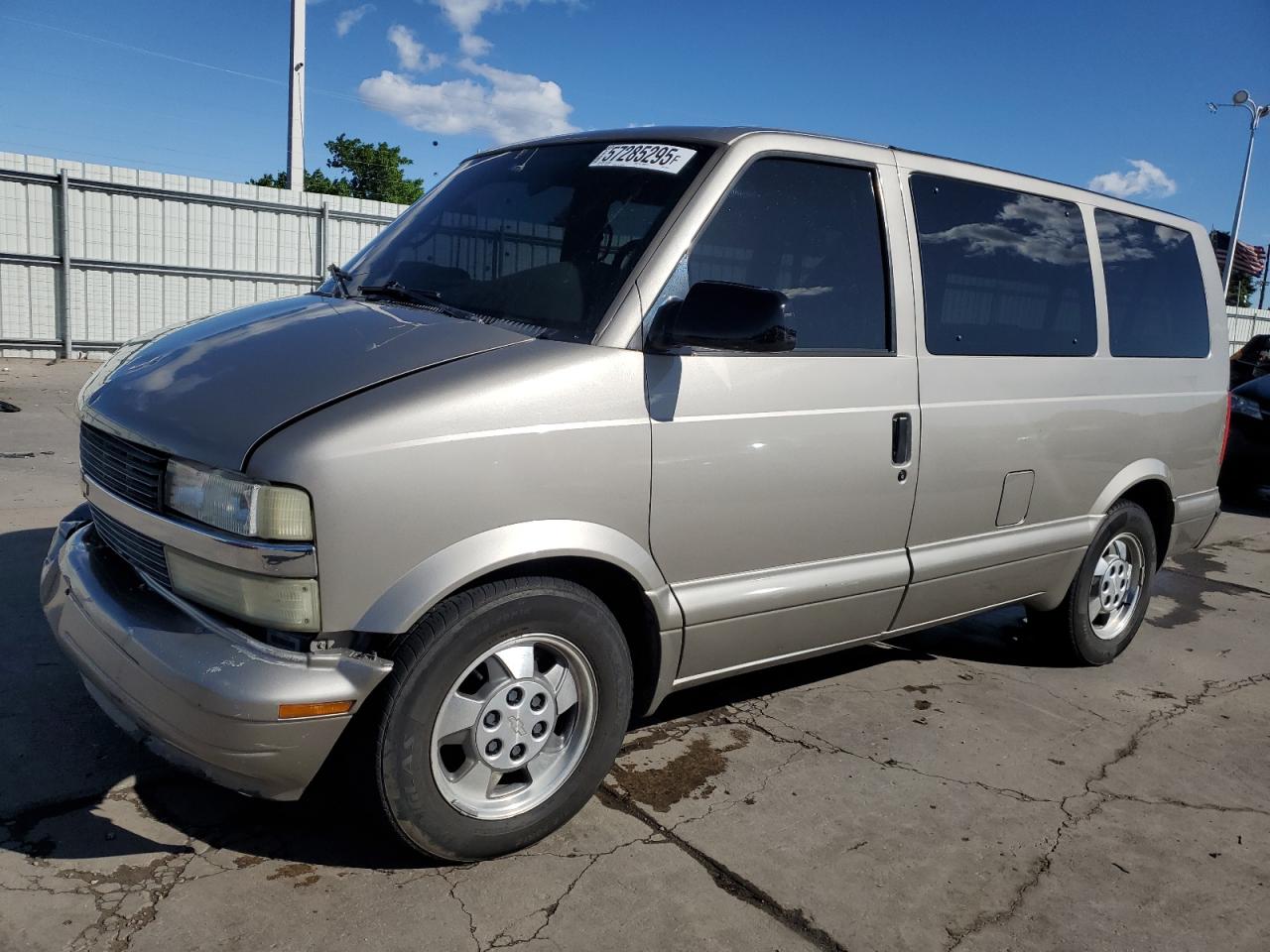 2003 Chevrolet Astro for Sale in Littleton, CO - Front End