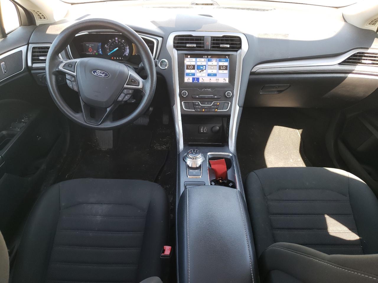 2019 Ford Fusion Se VIN: 3FA6P0LUXKR263996 Lot: 54039605