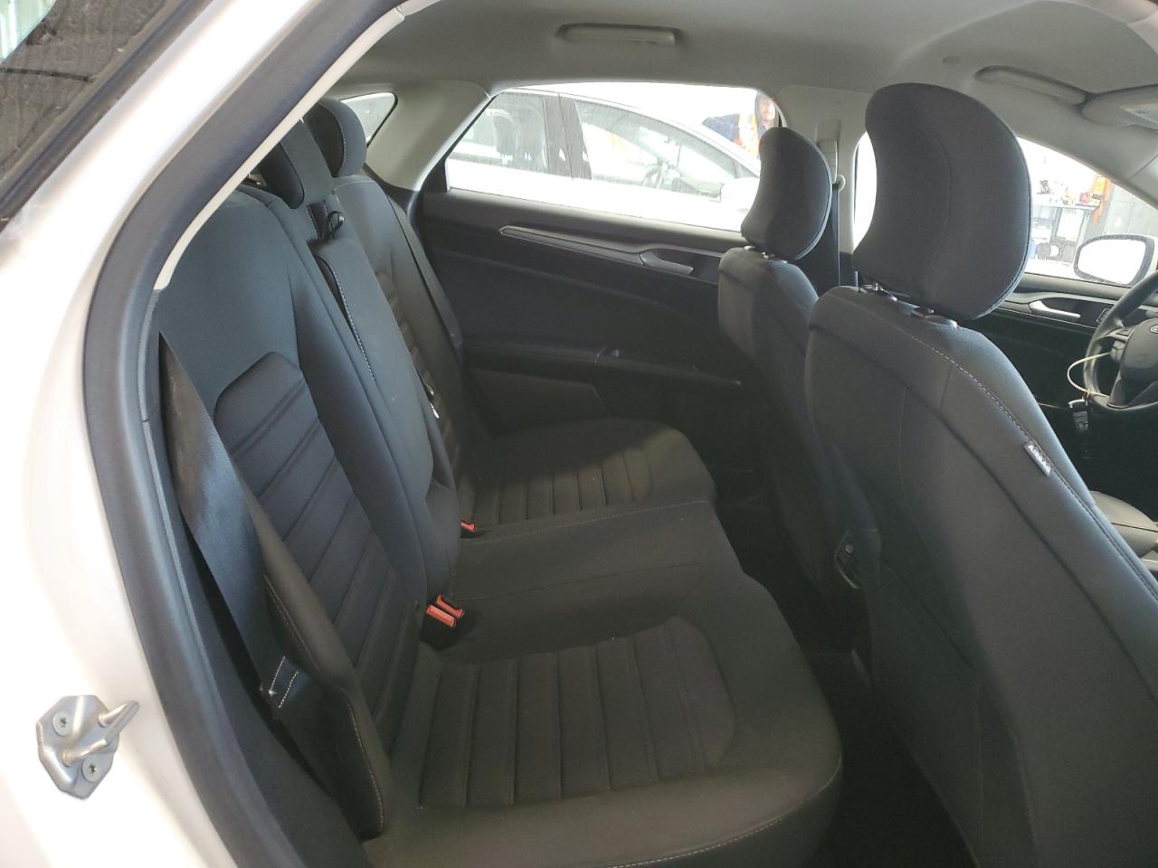 2019 Ford Fusion Se VIN: 3FA6P0LU2KR285118 Lot: 54026215