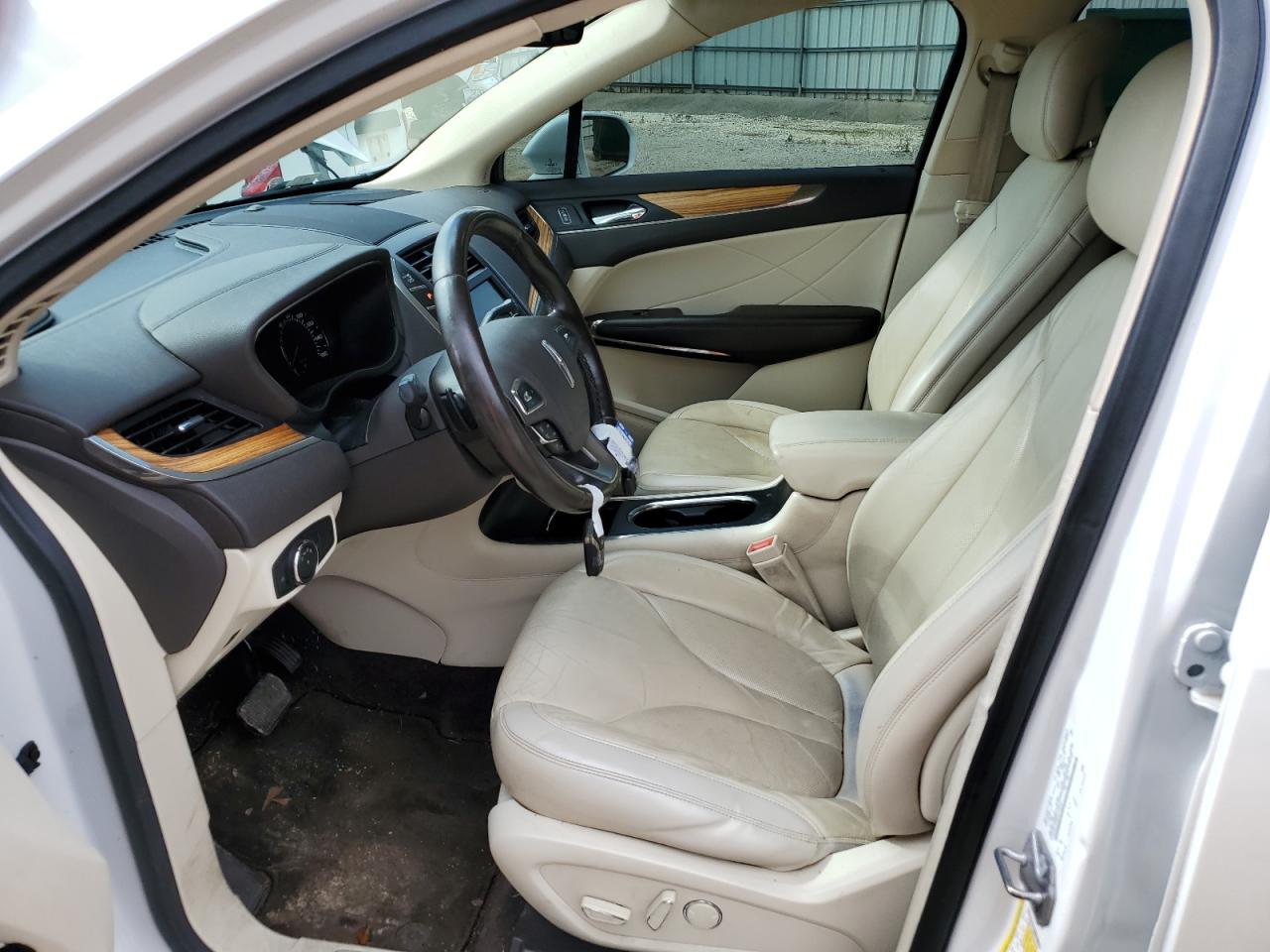 2015 Lincoln Mkc VIN: 5LMCJ1A98FUJ18143 Lot: 56181915