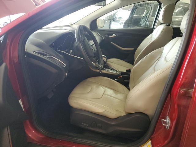 Hatchbacks FORD FOCUS 2016 Red