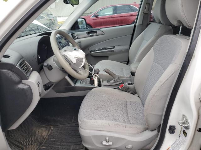 Паркетники SUBARU FORESTER 2012 Білий
