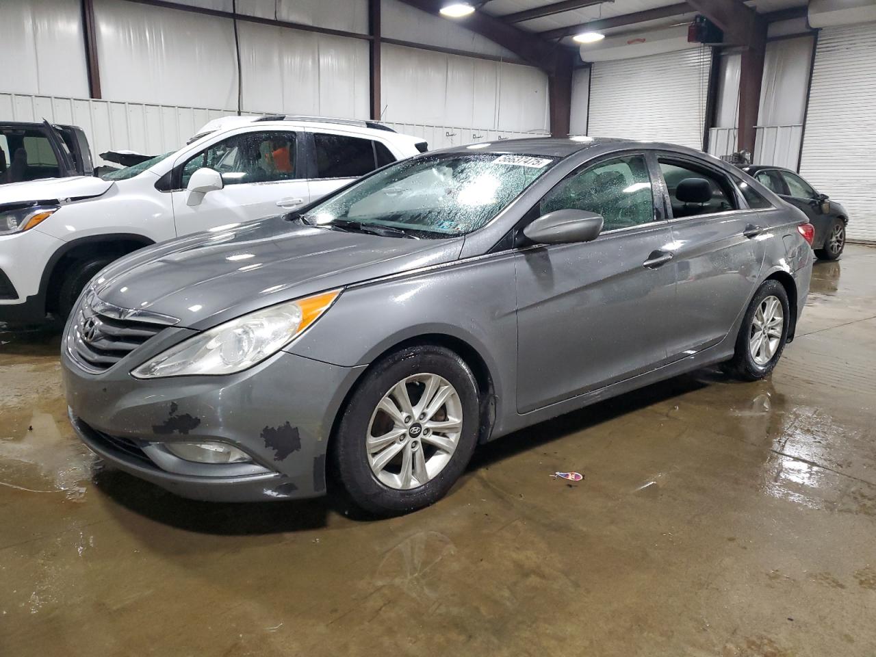 West Mifflin, PA에서 판매 중인 2013 Hyundai Sonata Gls - Vandalism