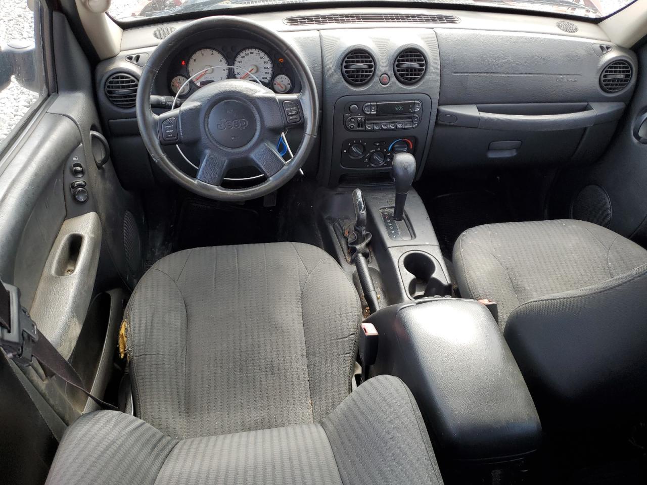 2004 Jeep Liberty Sport VIN: 1J4GL48K14W296792 Lot: 56937515