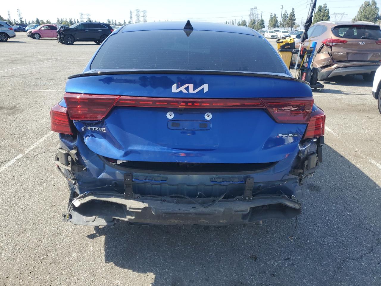2024 Kia Forte Gt Line VIN: 3KPF54AD9RE777561 Lot: 57112735