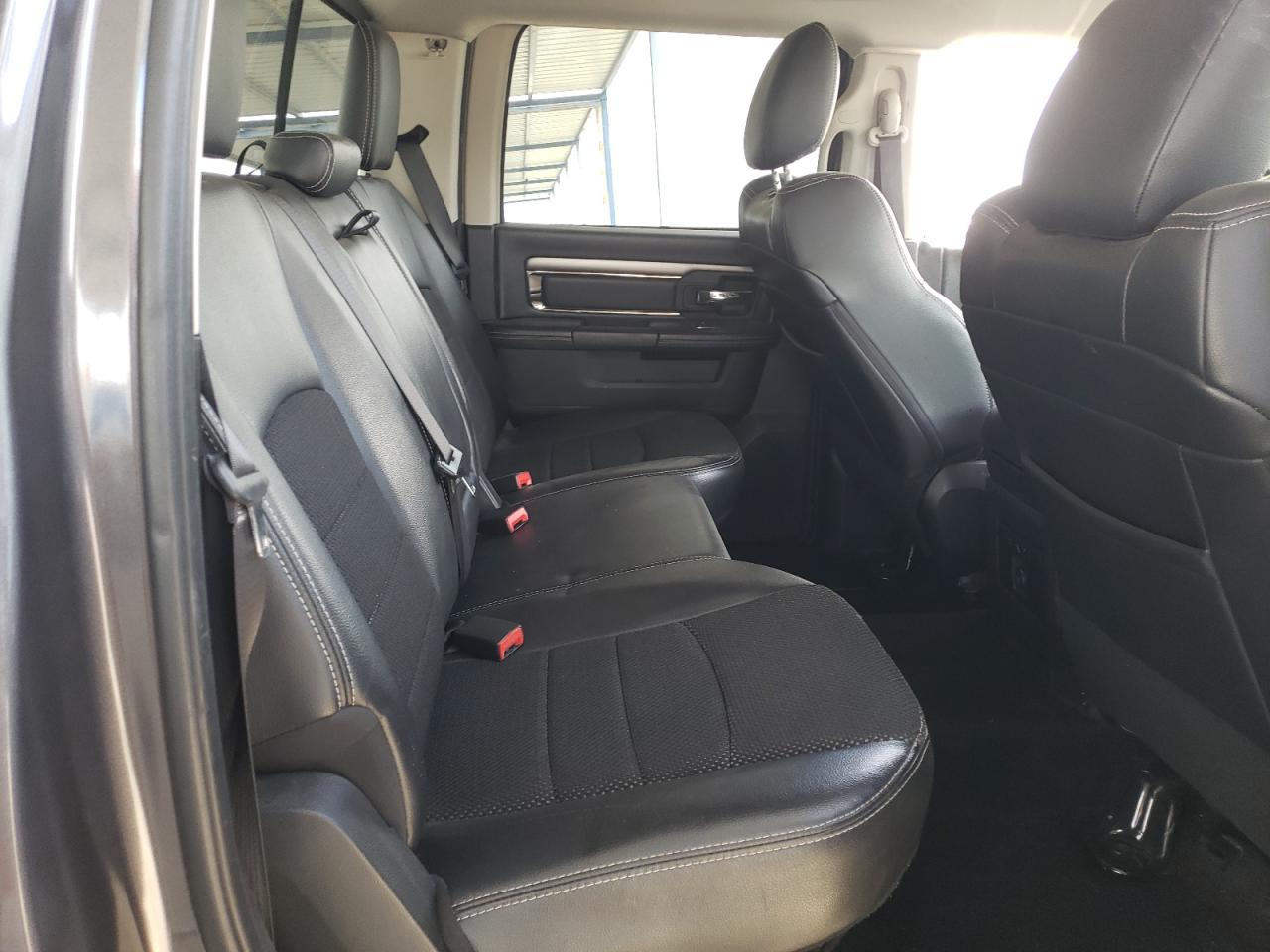 2017 Ram 1500 Sport VIN: 1C6RR6MT1HS637457 Lot: 56231025