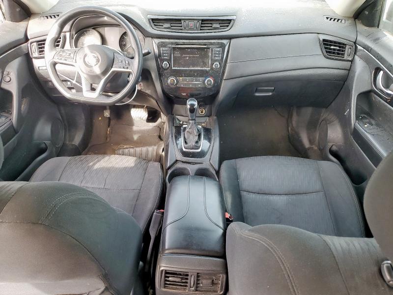  NISSAN ROGUE 2018 Серебристый