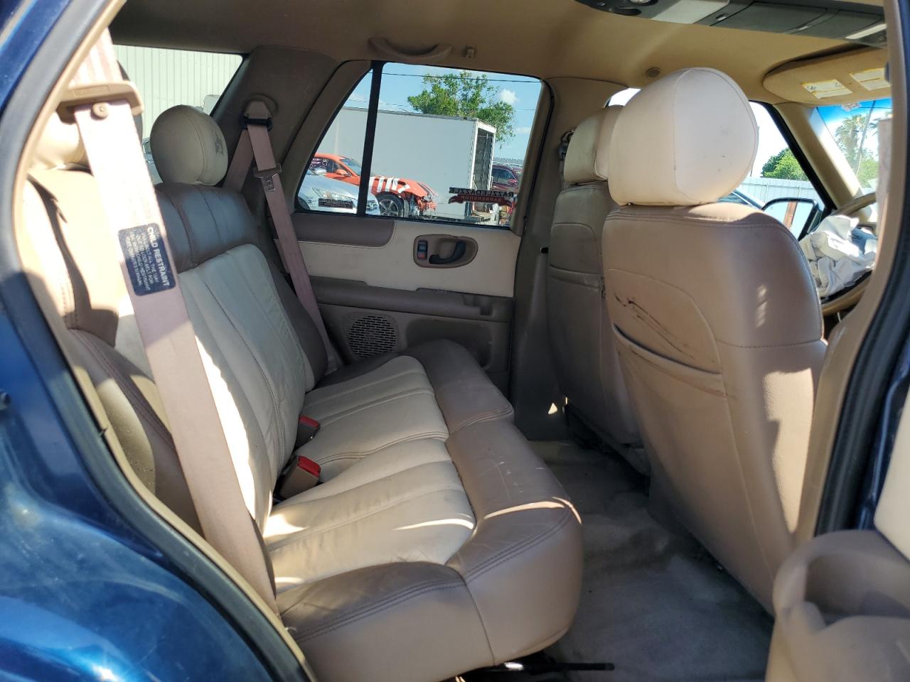 2001 Chevrolet Blazer VIN: 1GNCS13W812221839 Lot: 57048485