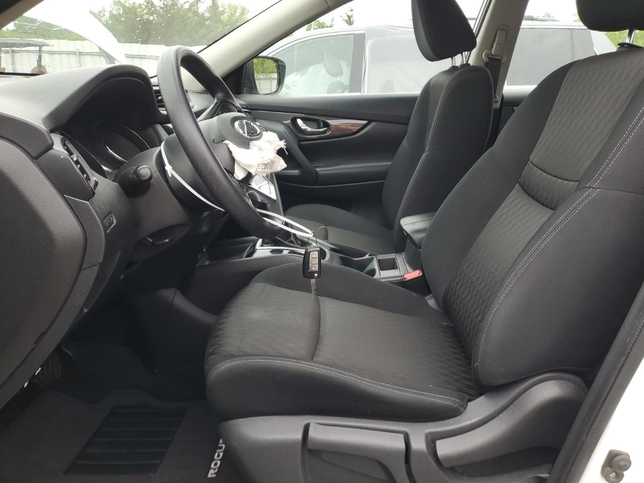 KNMAT2MV5HP503720 NISSAN ROGUE 2017