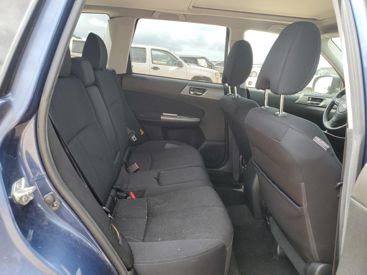 2011 Subaru Forester 2.5X Premium VIN: JF2SHADC9BG709453 Lot: 56572155