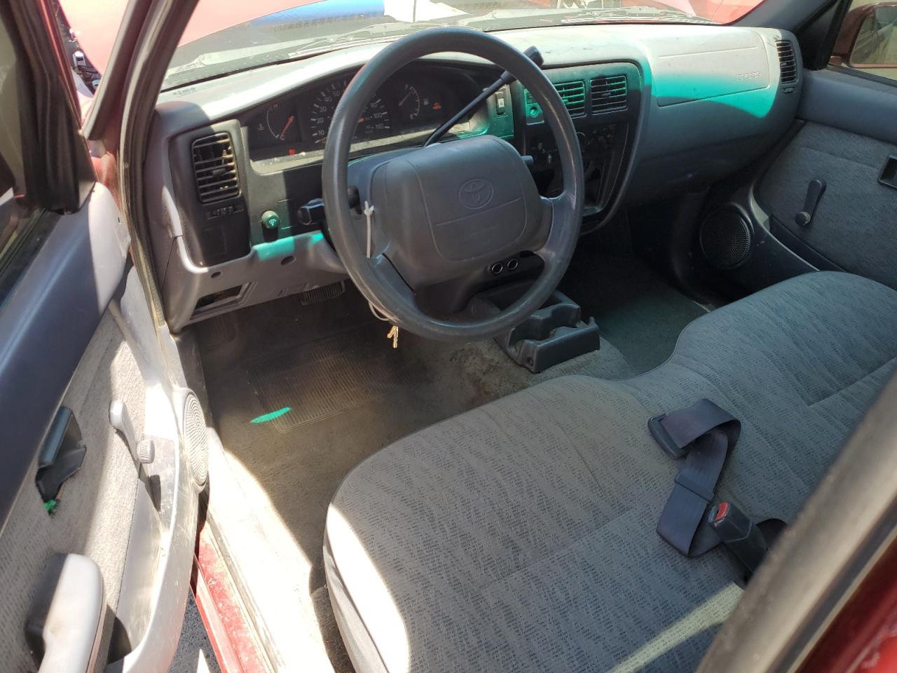 1999 Toyota Tacoma VIN: 4TANL42N9XZ513553 Lot: 57186995