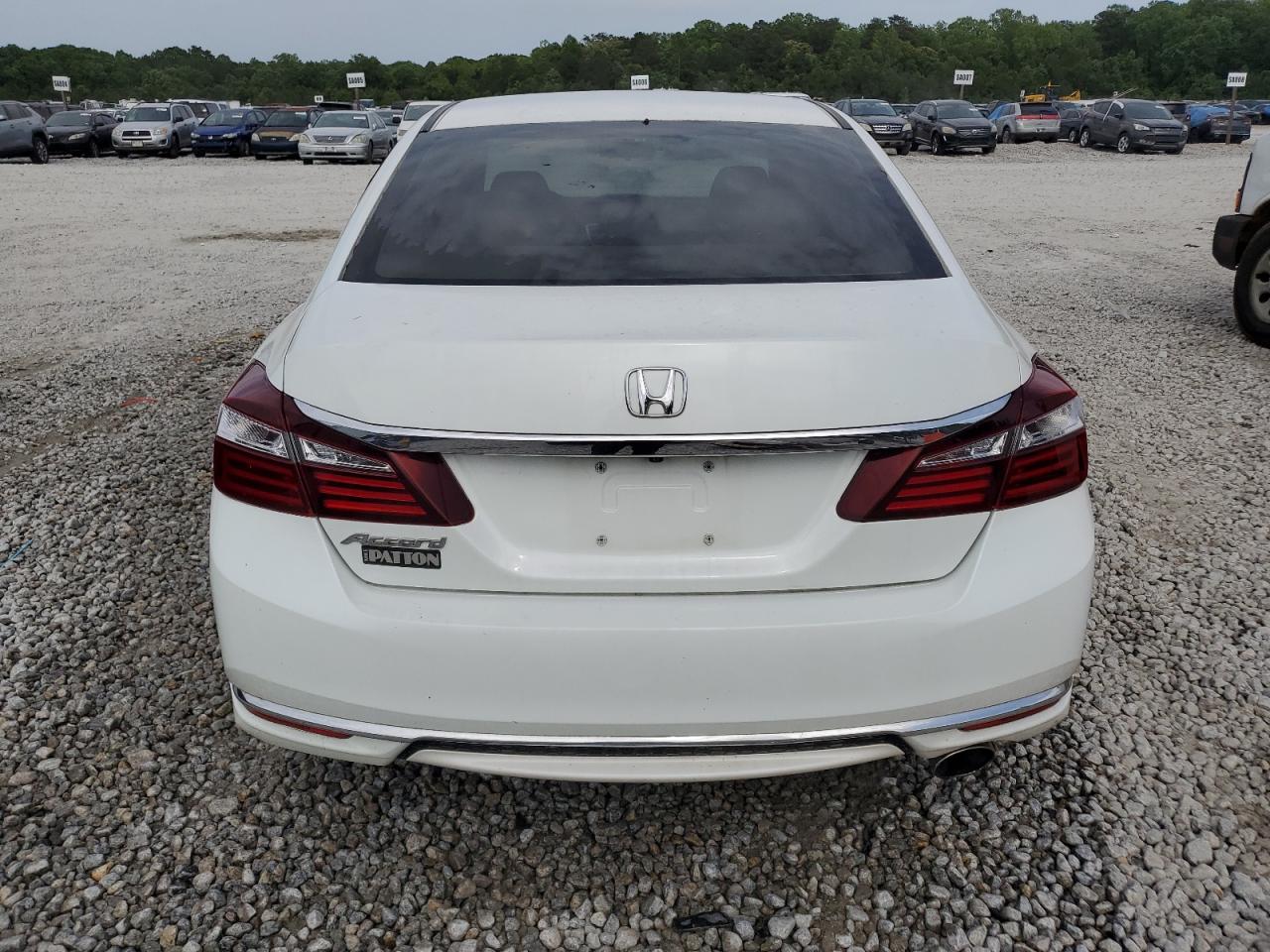 1HGCR2F36GA150622 HONDA ACCORD 2016