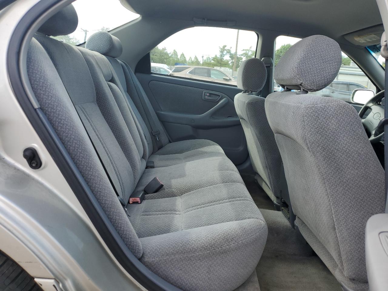 2000 Toyota Camry Ce VIN: 4T1BG22K4YU000632 Lot: 57019205