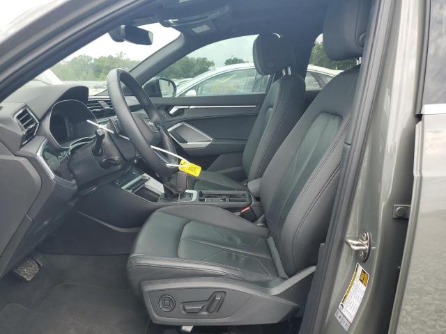  AUDI Q3 2021 Szary