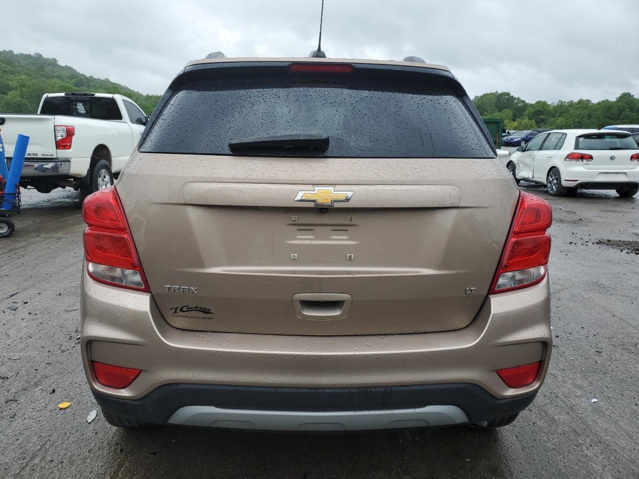 3GNCJLSB9JL328572 CHEVROLET TRAX 2018