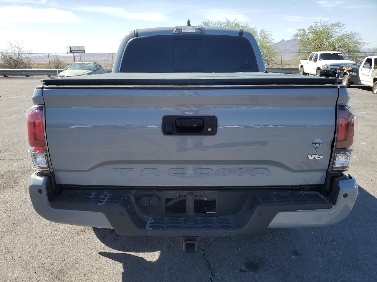 5TFAZ5CN8MX113044 TOYOTA TACOMA 2021