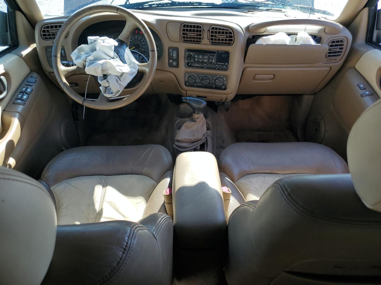 2001 Chevrolet Blazer VIN: 1GNCS13W812221839 Lot: 57048485