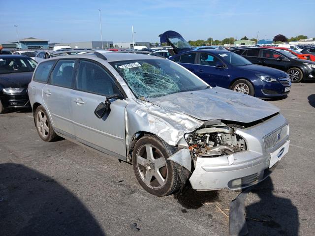 2005 VOLVO V50 SE