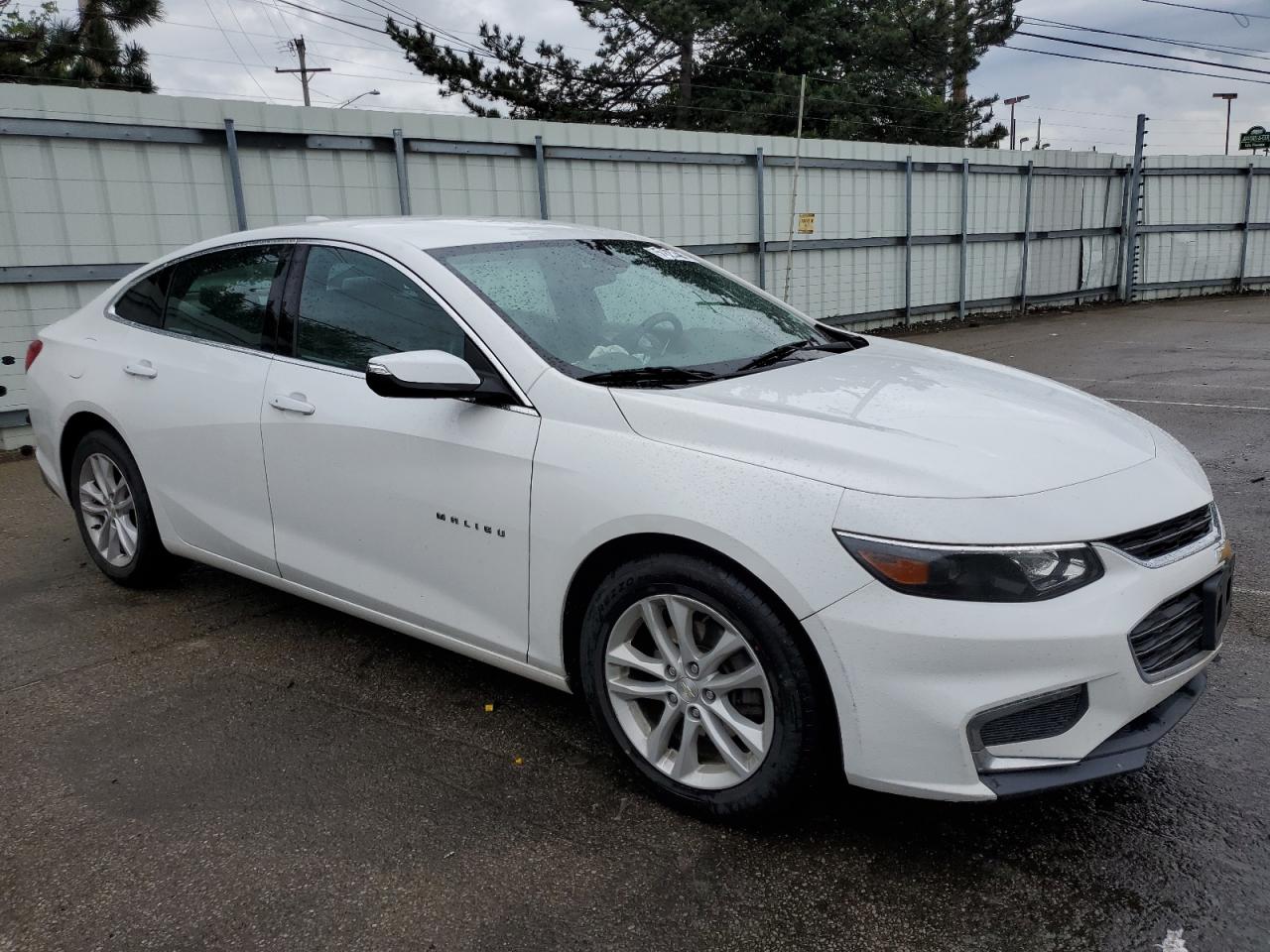 1G1ZD5ST2JF128375 CHEVROLET MALIBU 2018