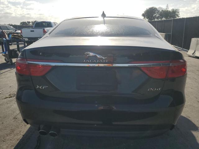 Sedans JAGUAR XF 2017 Czarny
