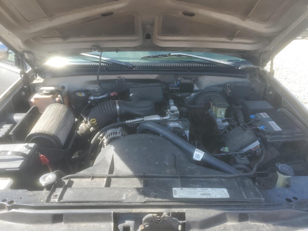 1998 Chevrolet Gmt-400 C1500 VIN: 1GCEC14W7WZ262880 Lot: 56596265