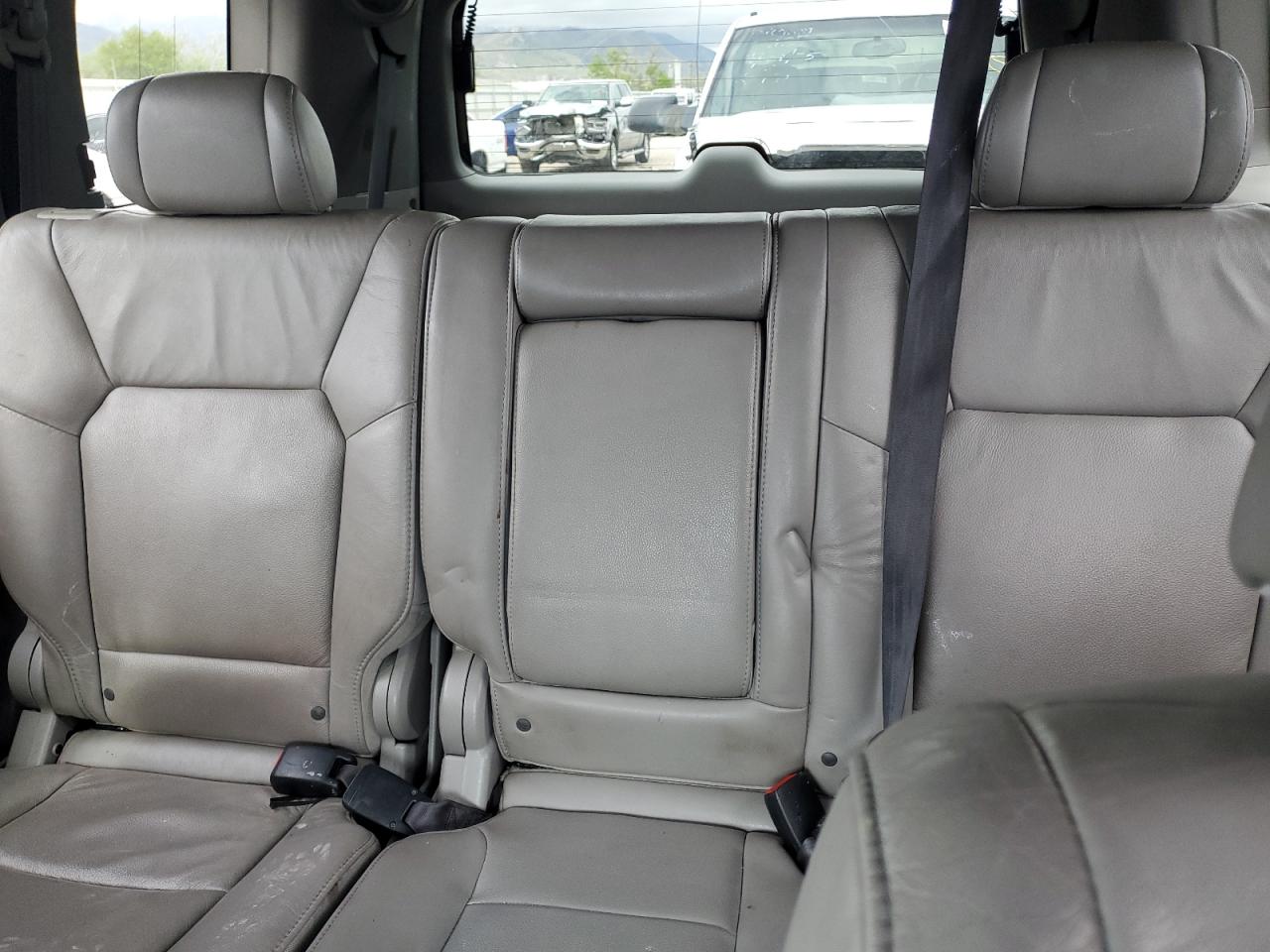 2010 Honda Pilot Touring VIN: 5FNYF3H8XAB001754 Lot: 55511125