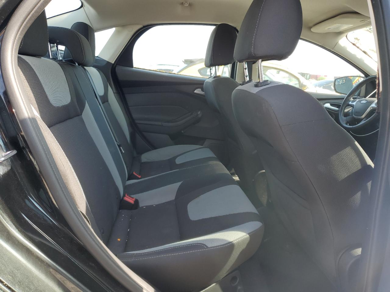 2014 Ford Focus Se VIN: 1FADP3F23EL410729 Lot: 56626165