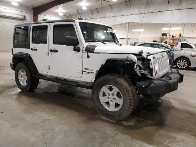  JEEP WRANGLER 2013 Белый