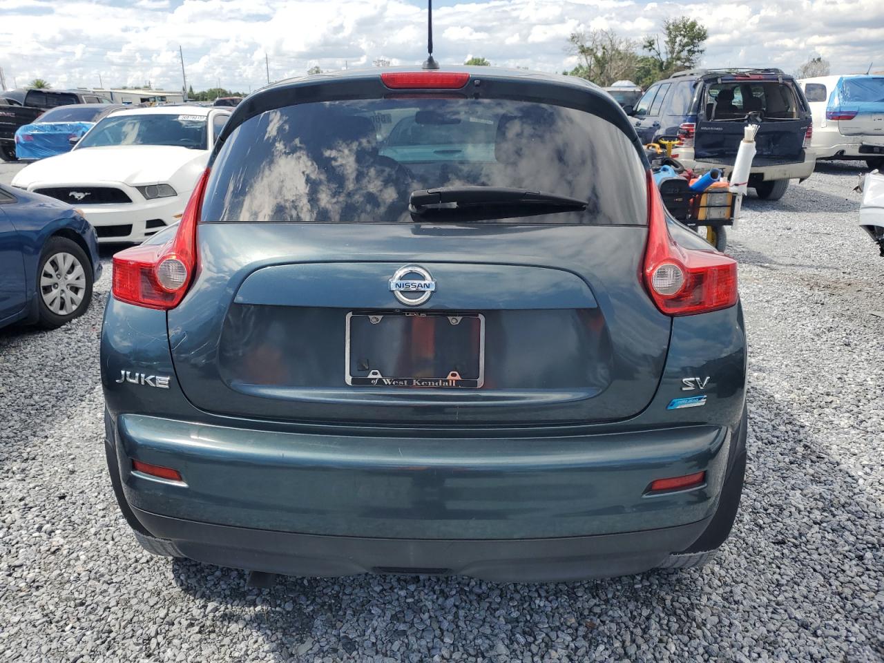 2014 Nissan Juke S VIN: JN8AF5MR5ET351554 Lot: 56041625