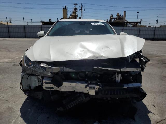  NISSAN ALTIMA 2019 White