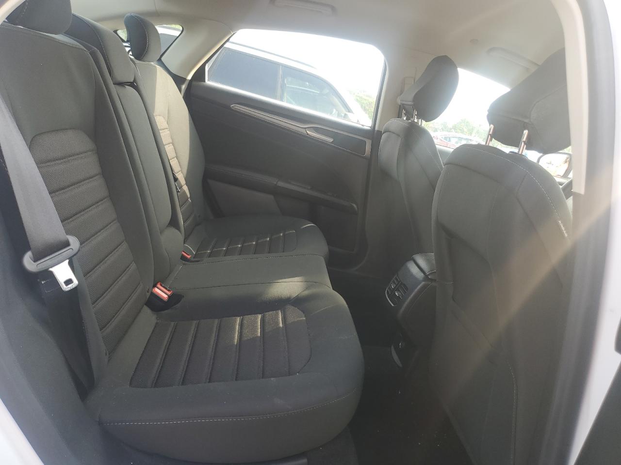 2020 Ford Fusion Se VIN: 3FA6P0LU5LR119094 Lot: 58977265