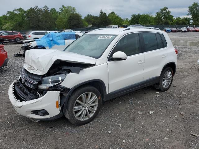 Parquets VOLKSWAGEN TIGUAN 2014 Biały