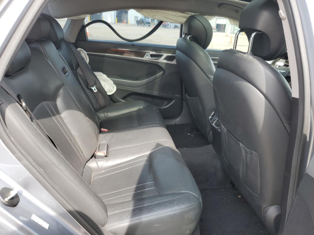 2017 Genesis G80 Base VIN: KMHGN4JE5HU177922 Lot: 58404975