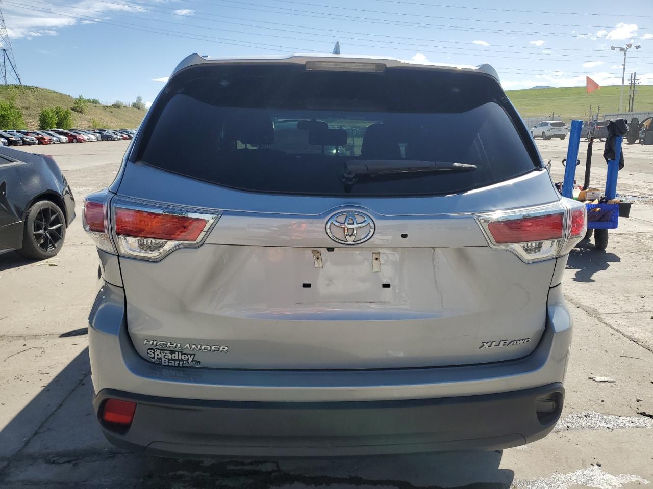 5TDJKRFHXGS278458 TOYOTA HIGHLANDER 2016