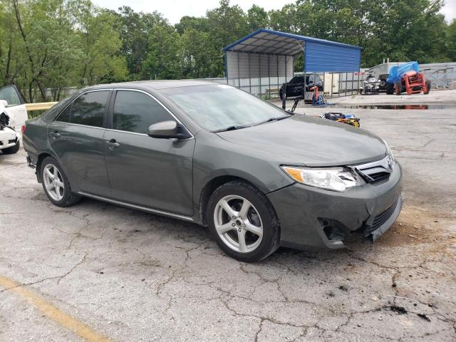 Sedans TOYOTA CAMRY 2014 Zielony
