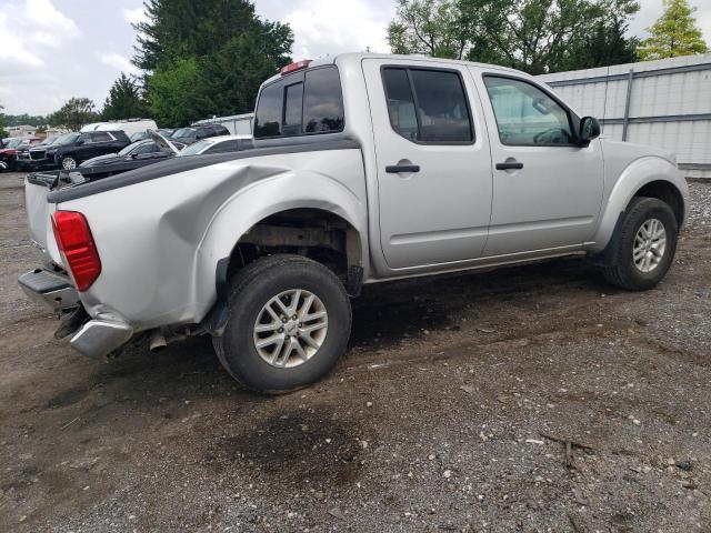  NISSAN FRONTIER 2018 Srebrny
