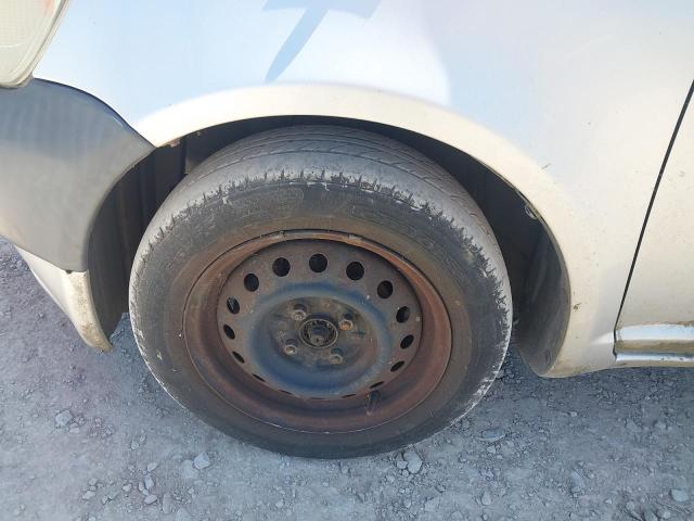 2002 TOYOTA YARIS GS