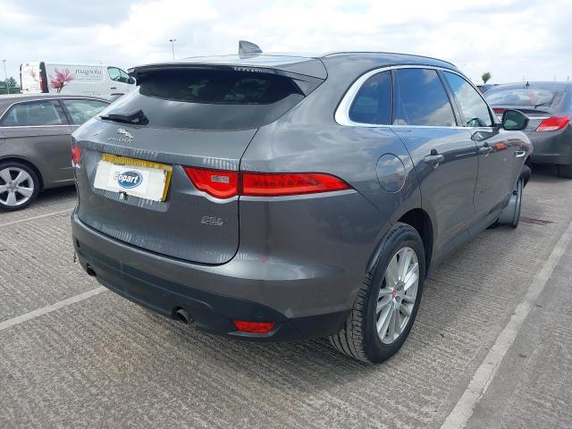 2018 JAGUAR F-PACE POR