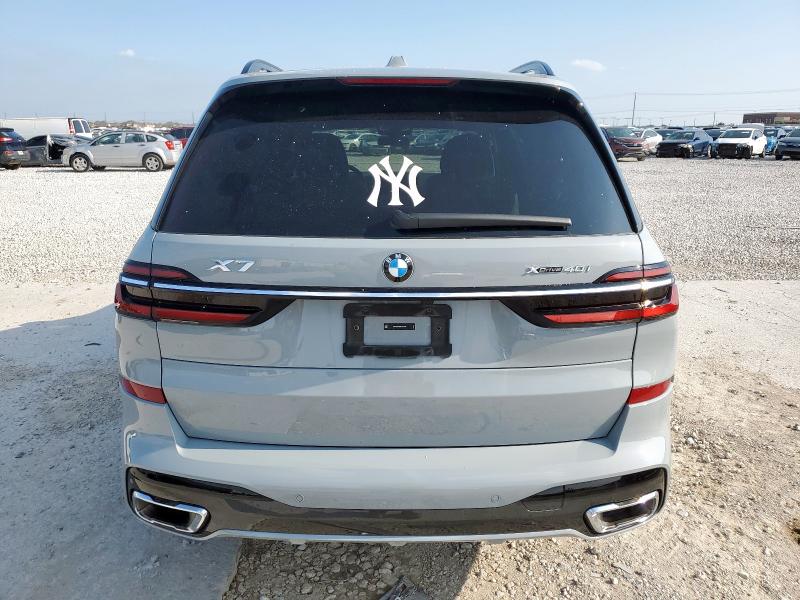  BMW X7 2024 Szary