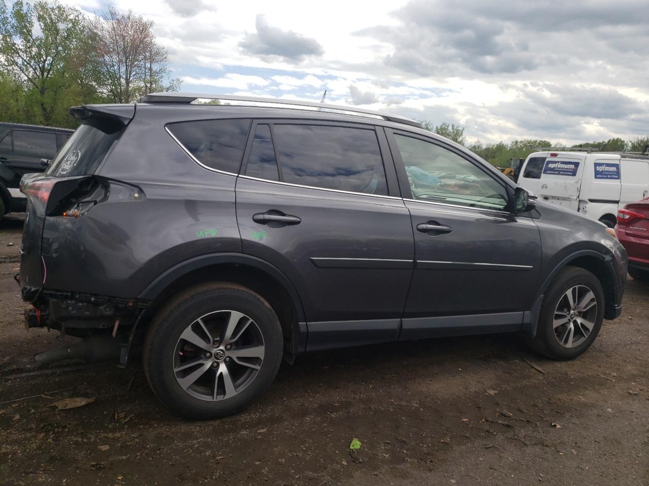 JTMRFREV6HJ113746 TOYOTA RAV4 2017