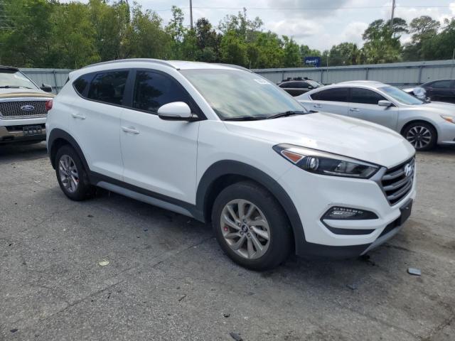  HYUNDAI TUCSON 2017 Biały