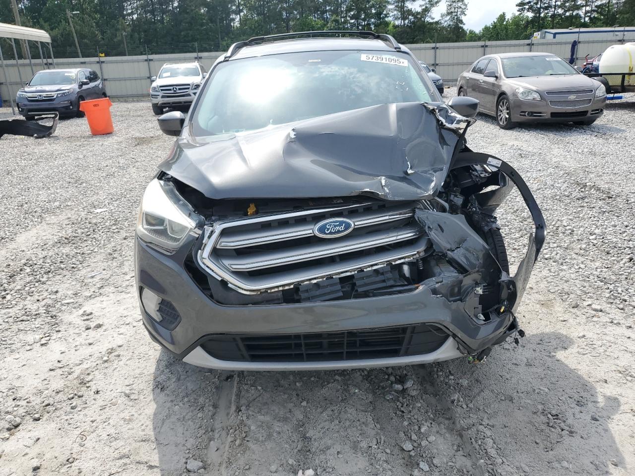 1FMCU0G96HUE01803 FORD ESCAPE 2017