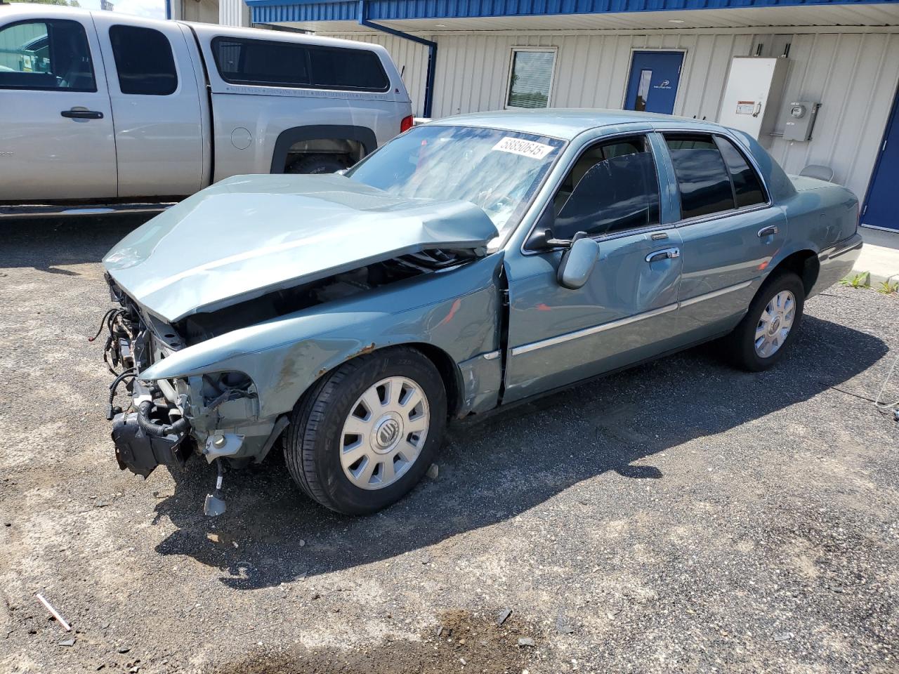 2005 Mercury Grand Marquis Ls for Sale in Mcfarland, WI - Front End
