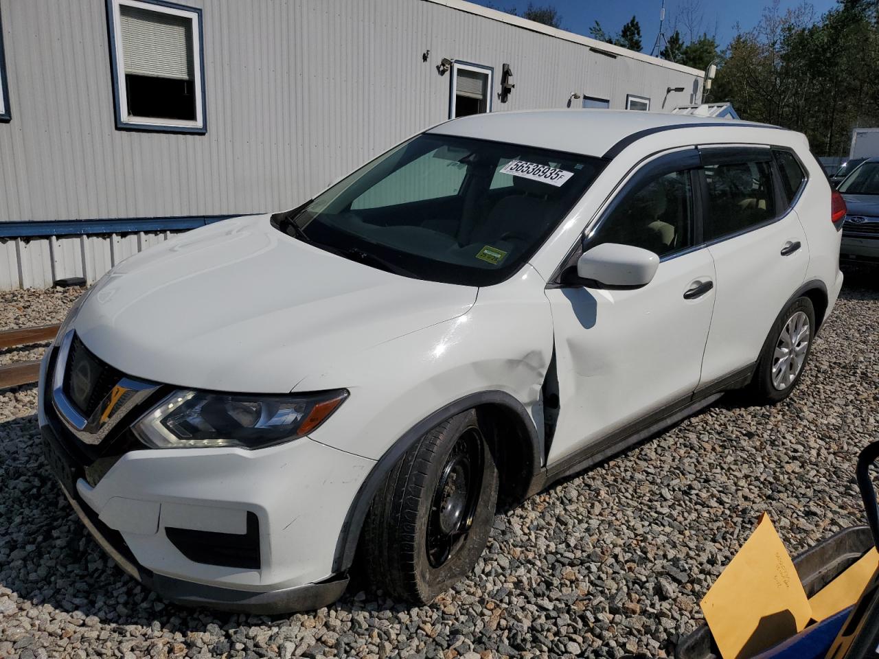 KNMAT2MV9HP577299 NISSAN ROGUE 2017