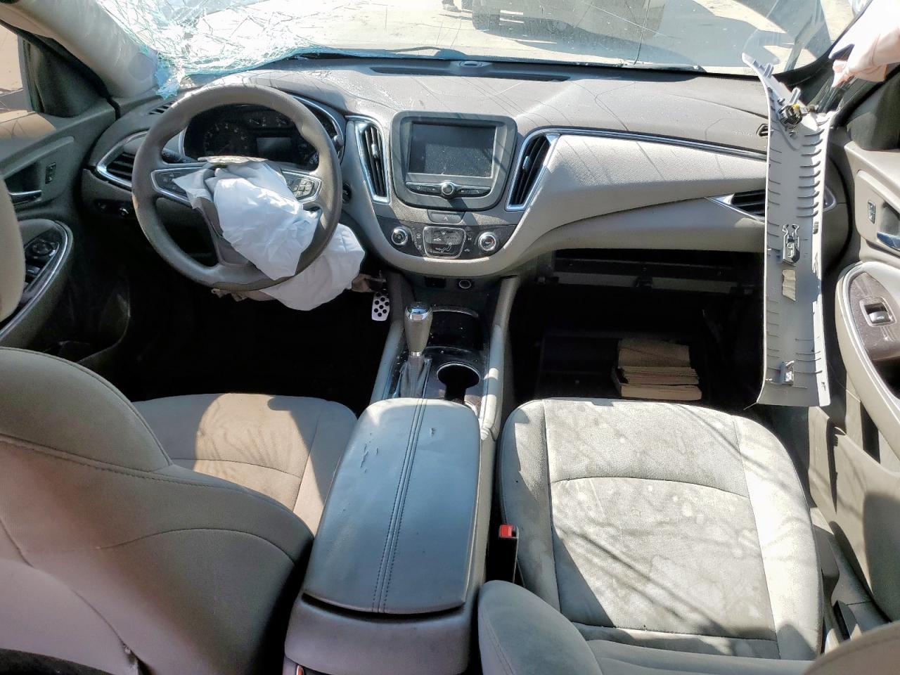 1G1ZE5ST3GF291204 CHEVROLET MALIBU 2016