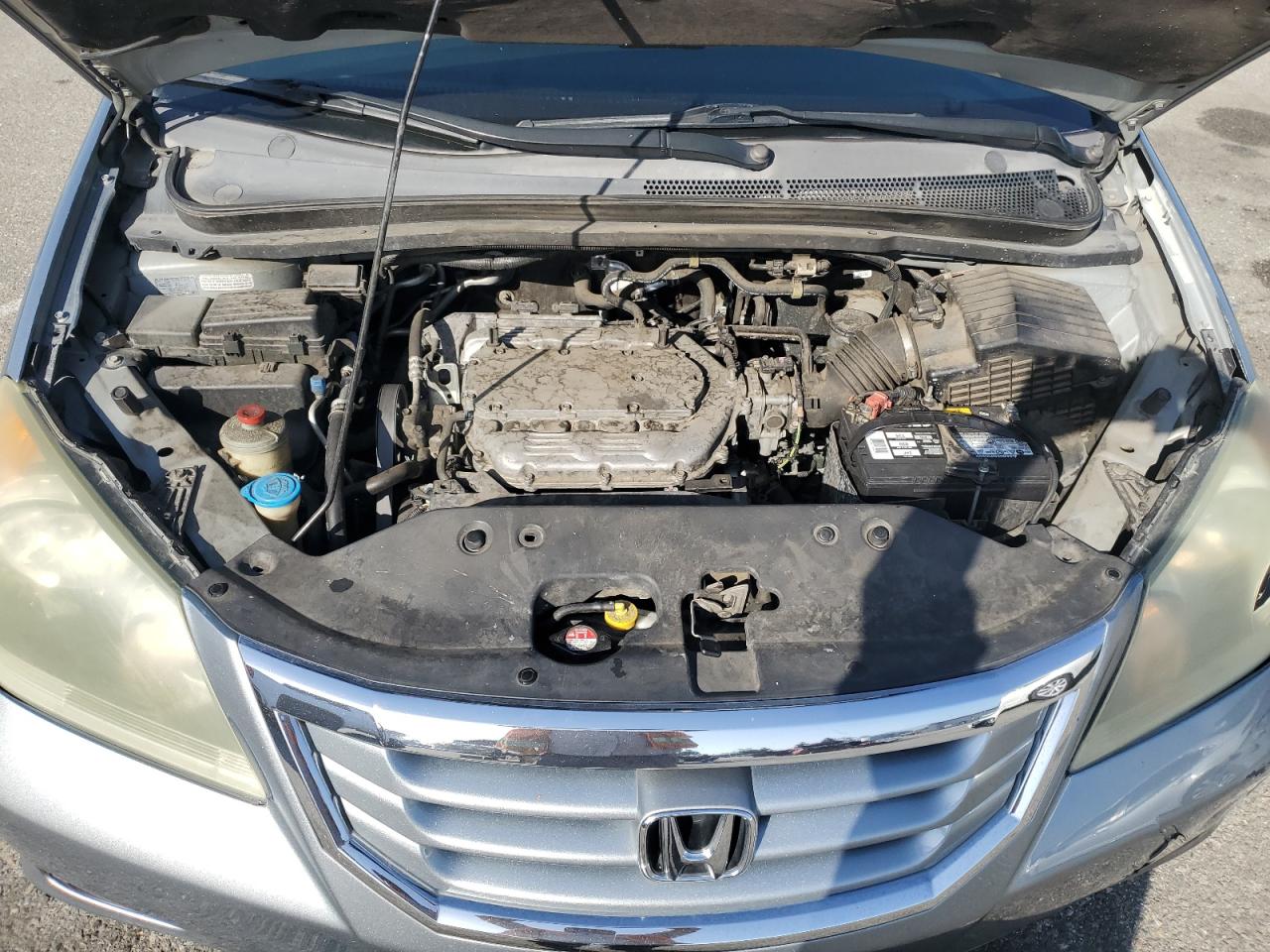 2008 Honda Odyssey Touring VIN: 5FNRL38998B055952 Lot: 57106625