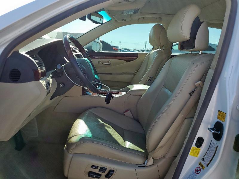  LEXUS LS460 2012 Белый