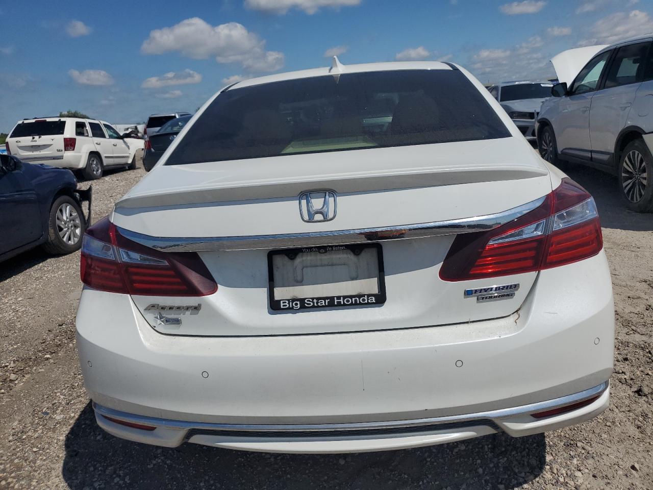 JHMCR6F7XHC011199 HONDA ACCORD 2017